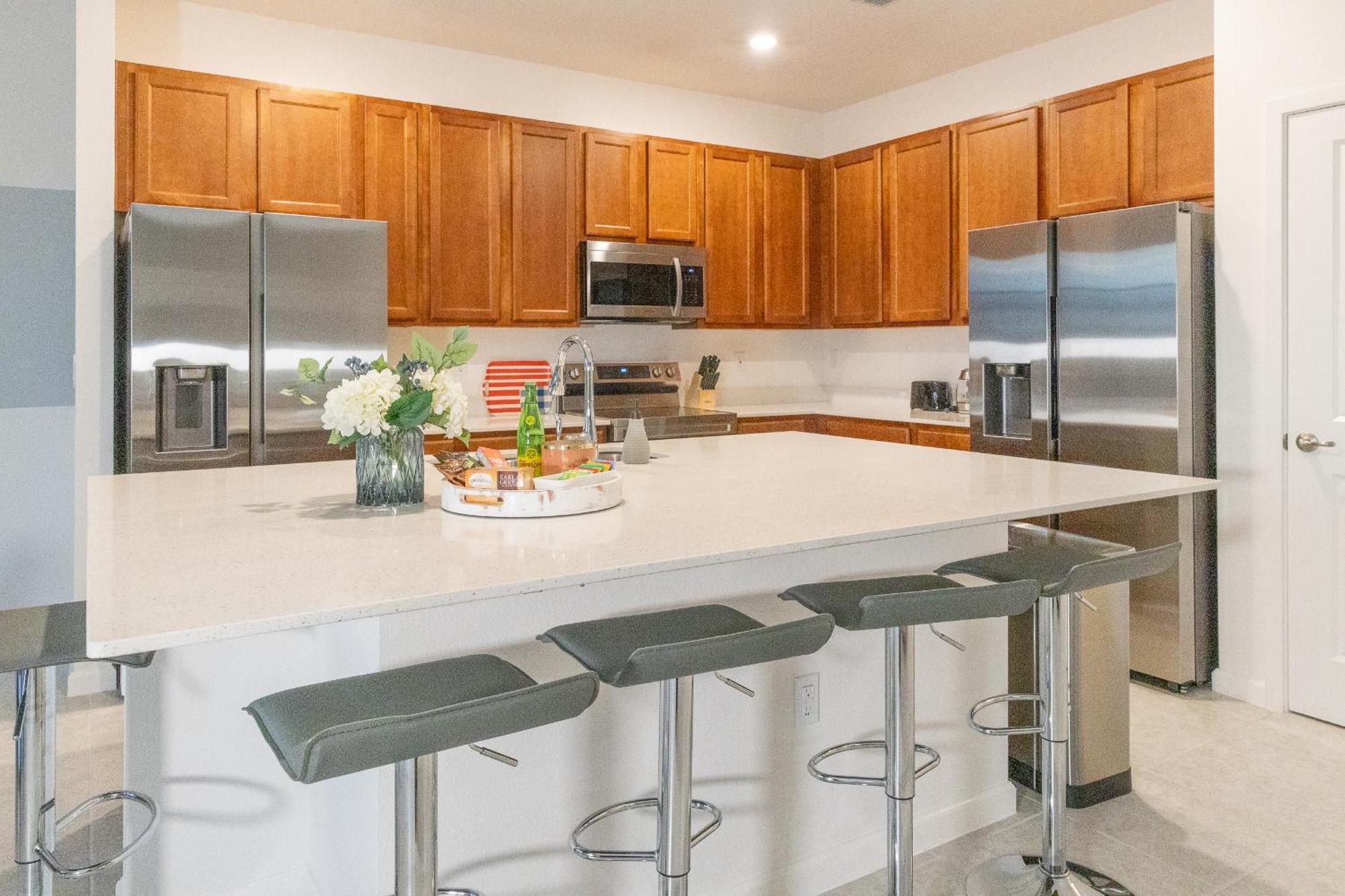 Waterfront Brand New Modern Luxury 8 Bedroom Pool House! Sleeps 16 Kissimmee Kültér fotó